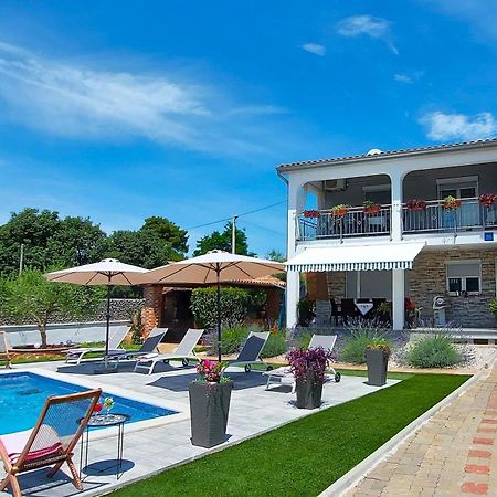 Apartments Katarina Porec Ngoại thất bức ảnh